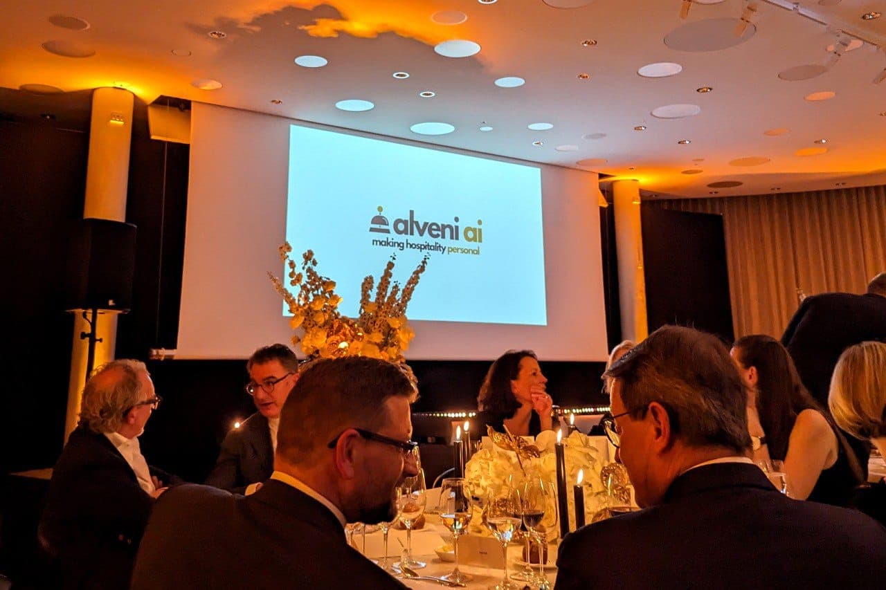 Dolder Grand Gala 2024 — Alveni AI auf der Bühne